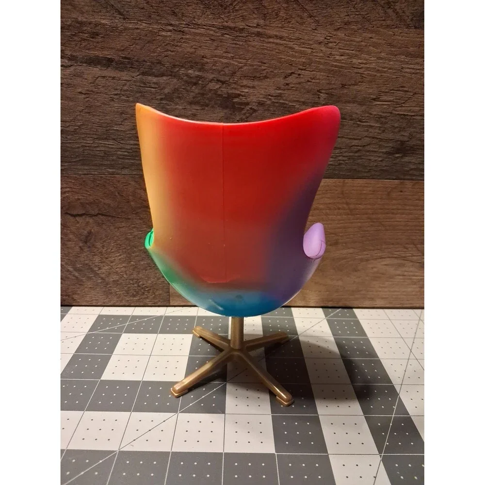 Rainbow High Doll House Furniture Rainbow Lounge Chair